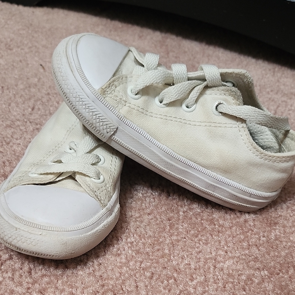 Toddler Converse Sz 7